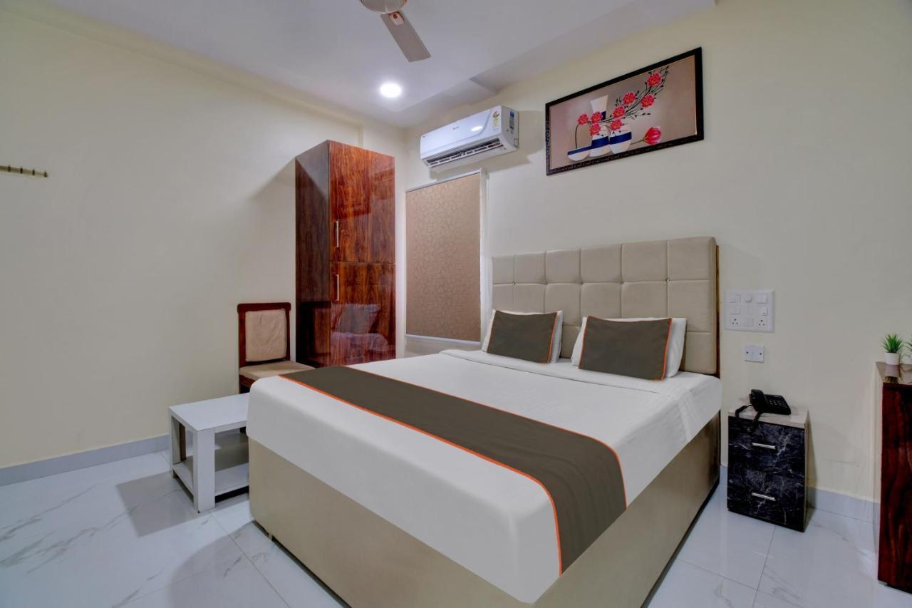 Collection O Hotel Mango Tree Khammam Exterior photo