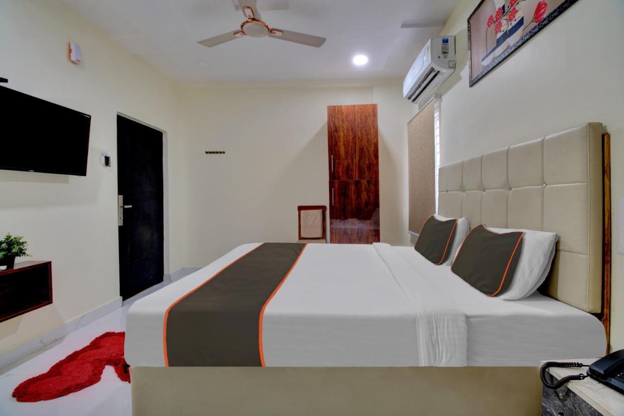 Collection O Hotel Mango Tree Khammam Exterior photo
