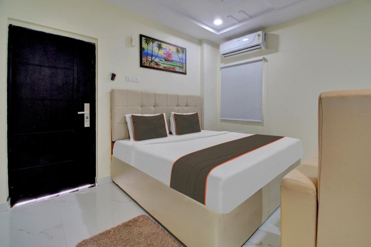 Collection O Hotel Mango Tree Khammam Exterior photo